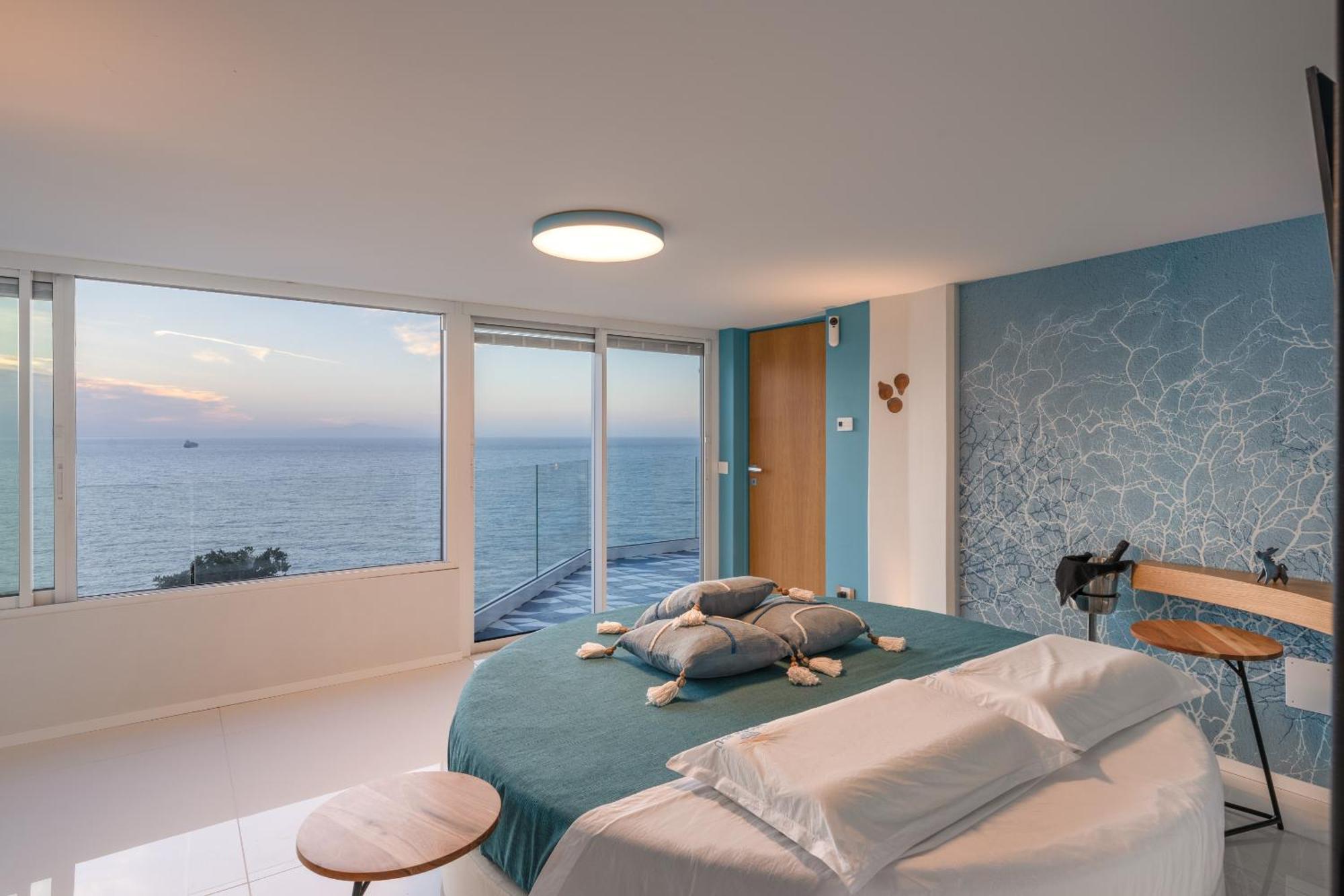 Laguna Blu - Resort Villa Overlooking The Sea On The Amalfi Coast Vietri Dış mekan fotoğraf