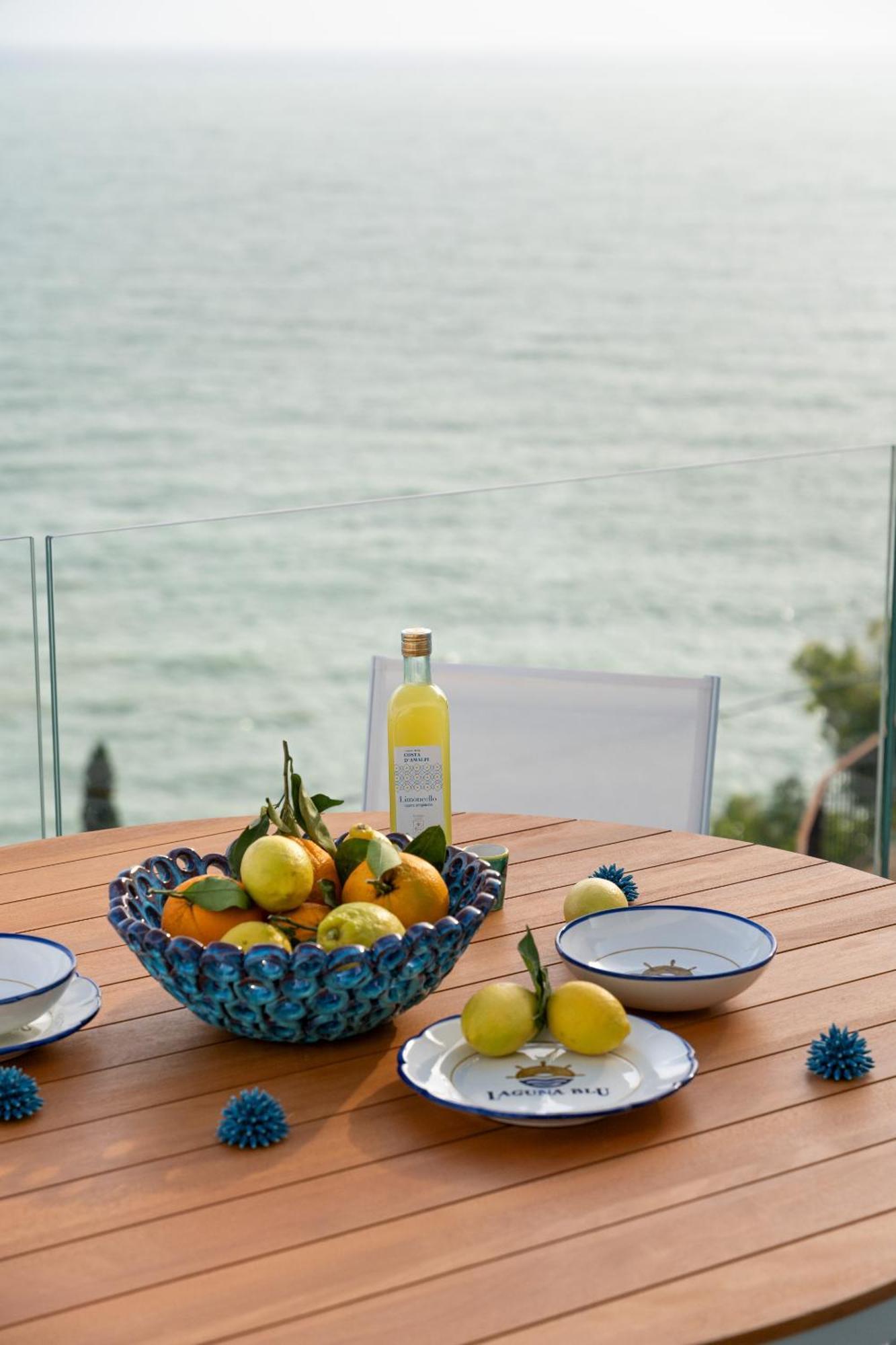 Laguna Blu - Resort Villa Overlooking The Sea On The Amalfi Coast Vietri Dış mekan fotoğraf